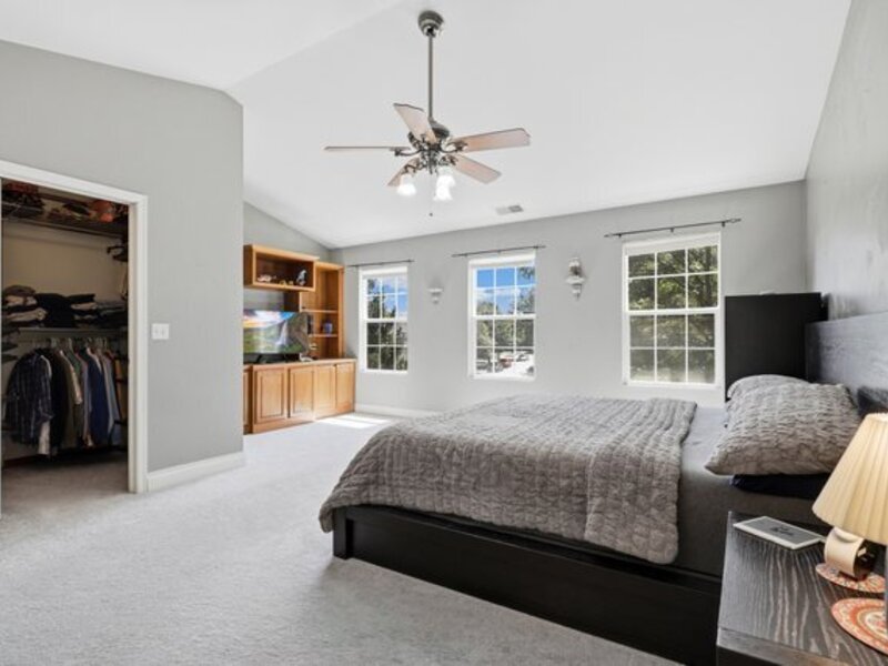 2481 Stoughton Circle Aurora IL 60502