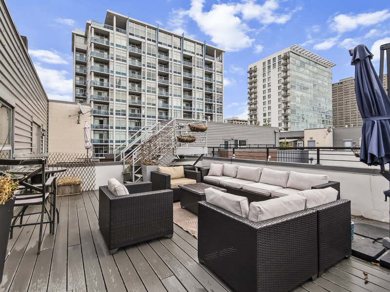 1808 S Michigan Avenue Chicago IL 60616