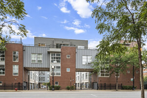 Photo of 1808 S Michigan Avenue Chicago IL 60616 Unit 31