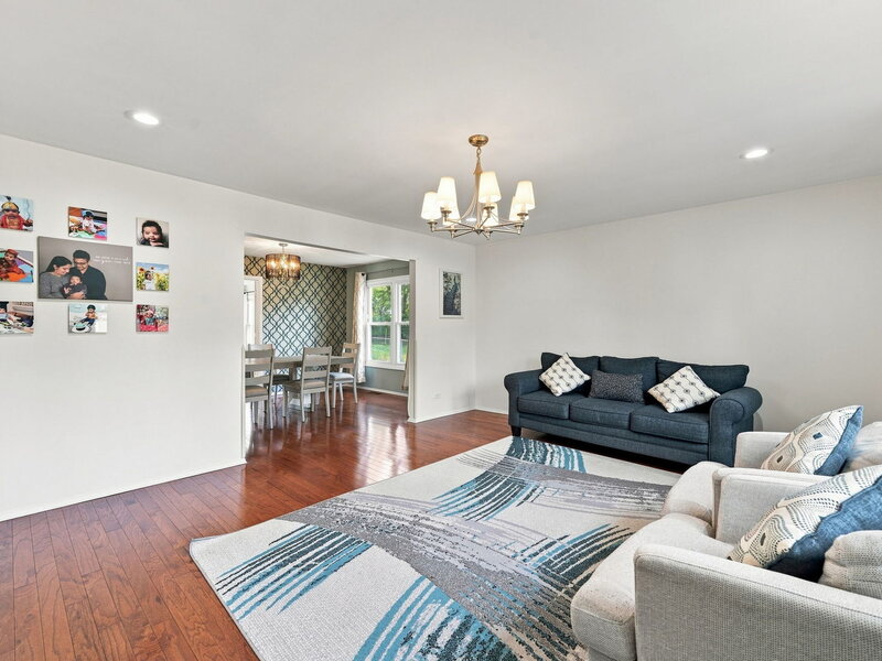 316 Plymouth Lane Bloomingdale IL 60108