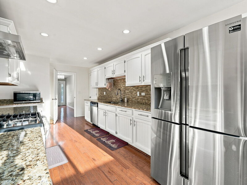 316 Plymouth Lane Bloomingdale IL 60108
