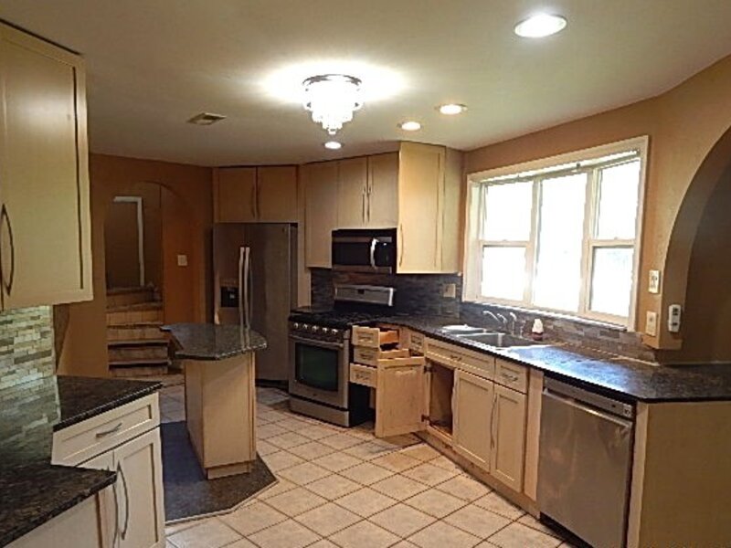 1055 W Palatine Road Palatine IL 60067
