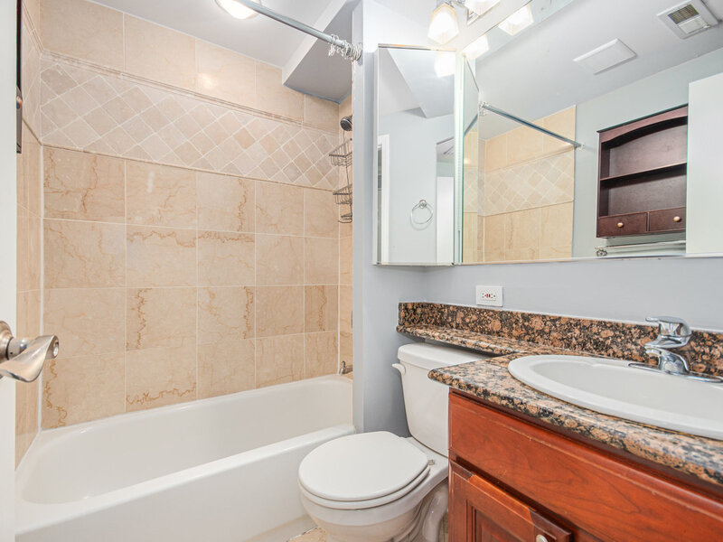 747 N Sedgwick Street Chicago IL 60654