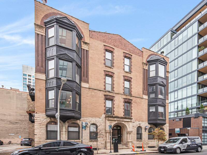 747 N Sedgwick Street Chicago IL 60654