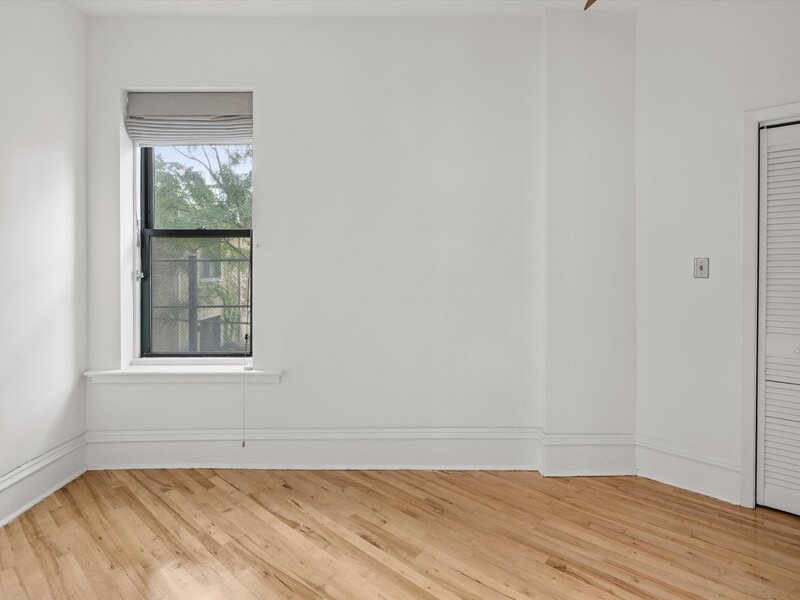 1117 W Fry Street Chicago IL 60642