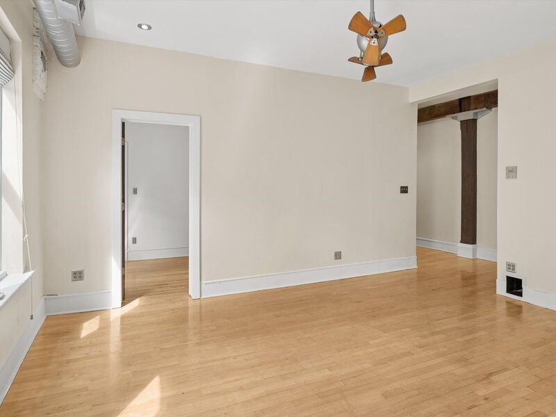1117 W Fry Street Chicago IL 60642