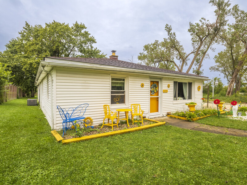 16432 Kedvale Avenue Country Club Hills IL 60478