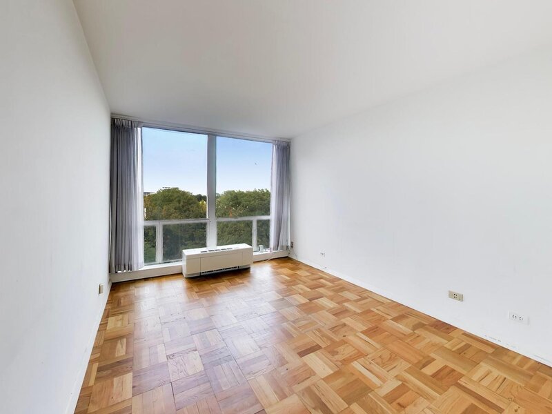 601 E 32nd Street Chicago IL 60616