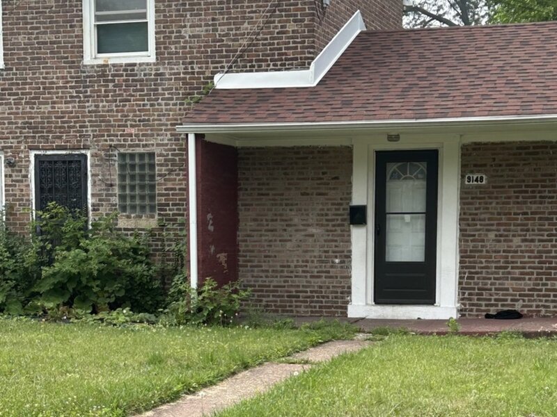 9148 S Burnside Avenue Chicago IL 60619