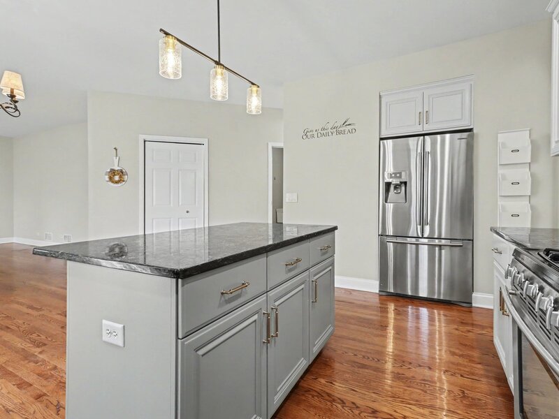 911 E Butterfield Circle Shorewood IL 60404