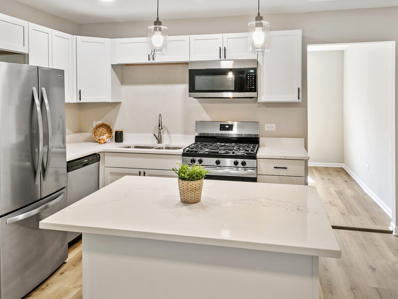 936 E 170th Street South Holland IL 60473