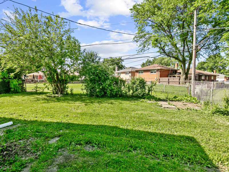 936 E 170th Street South Holland IL 60473