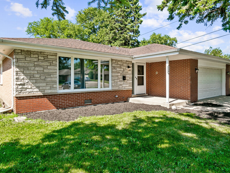 936 E 170th Street South Holland IL 60473