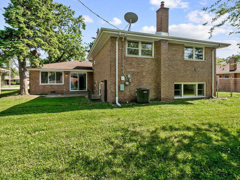 936 E 170th Street South Holland IL 60473