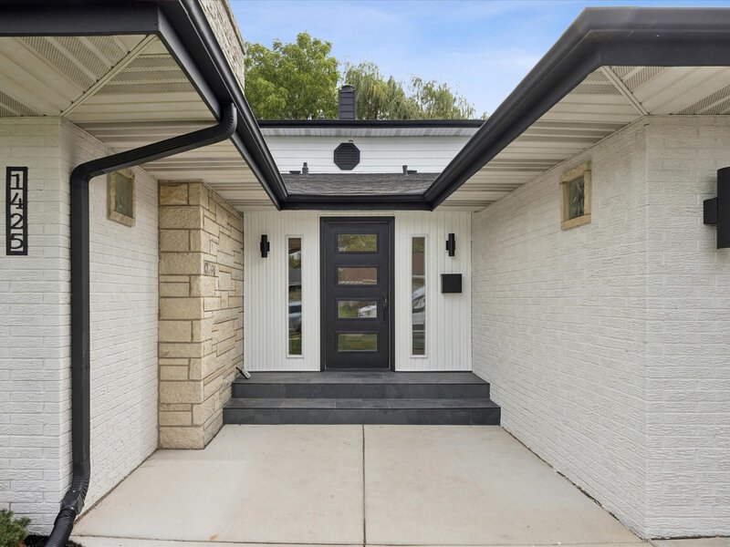 1425 Stonegate Road La Grange Park IL 60526