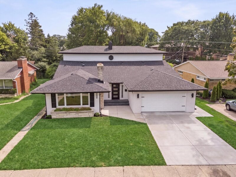 1425 Stonegate Road La Grange Park IL 60526