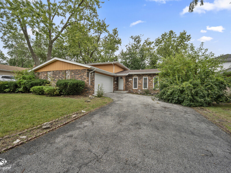 4329 Applewood Lane Matteson IL 60443