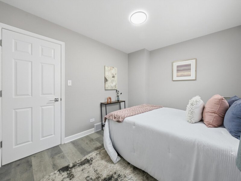 8231 S Wentworth Avenue Chicago IL 60620