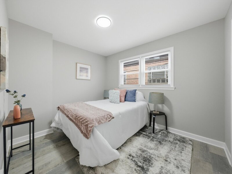 8231 S Wentworth Avenue Chicago IL 60620