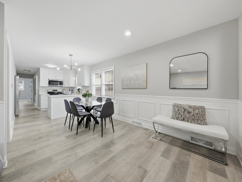 8231 S Wentworth Avenue Chicago IL 60620