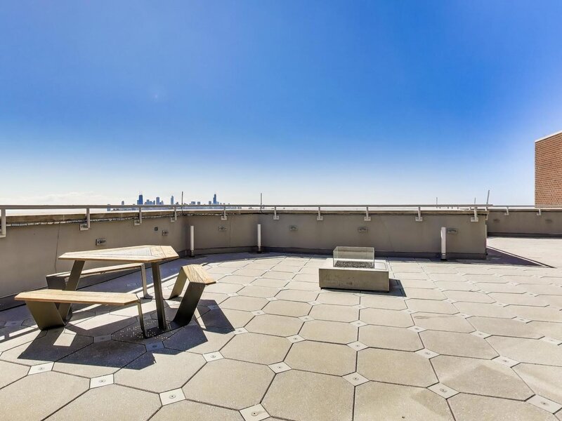 3660 N Lake Shore Drive Chicago IL 60613