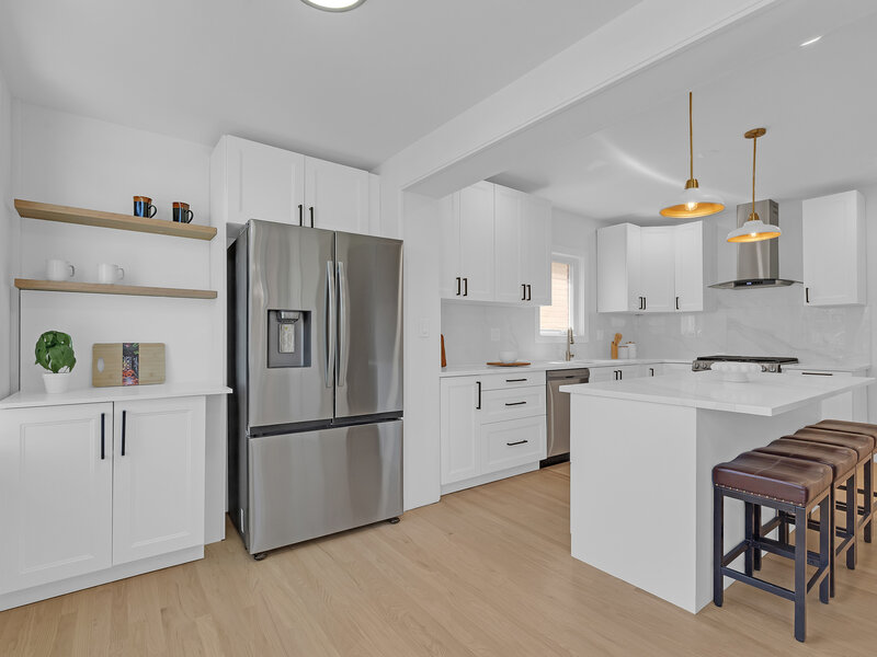 5837 N Marmora Avenue Chicago IL 60646
