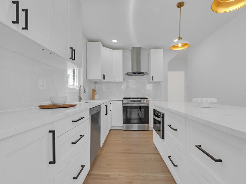 5837 N Marmora Avenue Chicago IL 60646