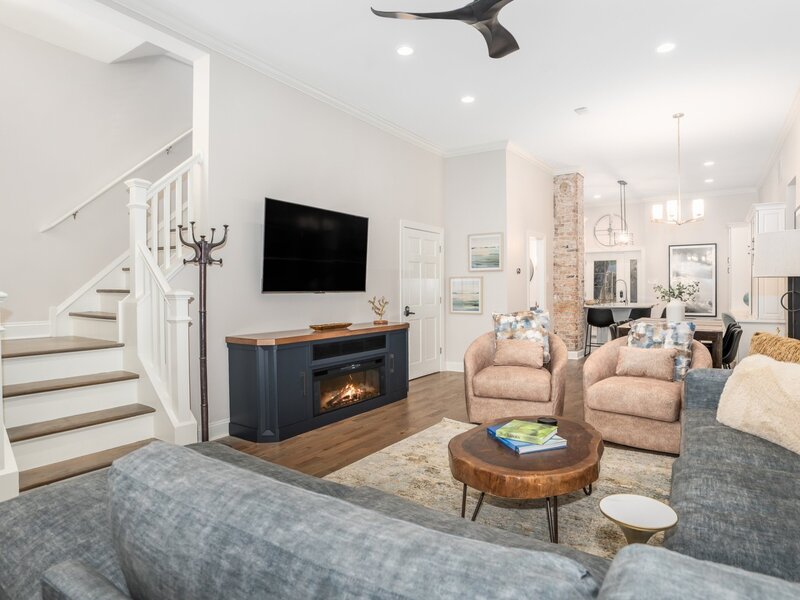1235 N Damen Avenue Chicago IL 60622