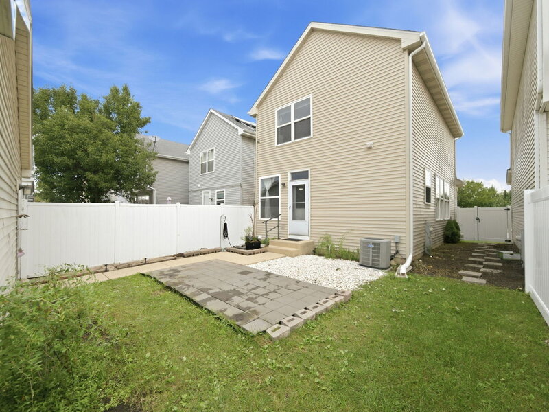 2153 Union Mill Drive Aurora IL 60503
