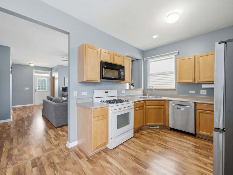 2153 Union Mill Drive Aurora IL 60503