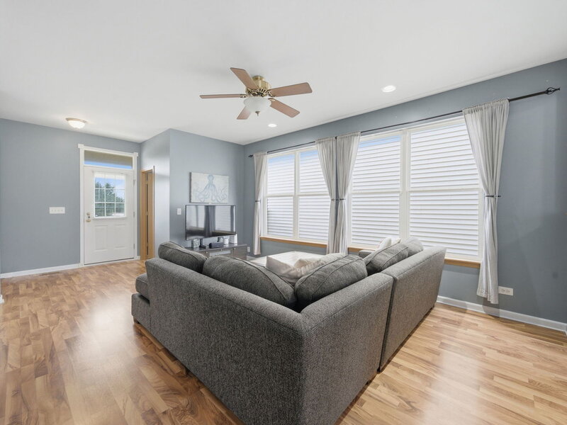 2153 Union Mill Drive Aurora IL 60503