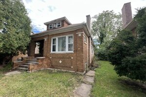 Photo of 8253 S Kimbark Avenue Chicago IL 60619