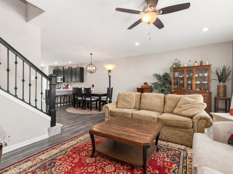 191 Lakeshore Drive Oswego IL 60543