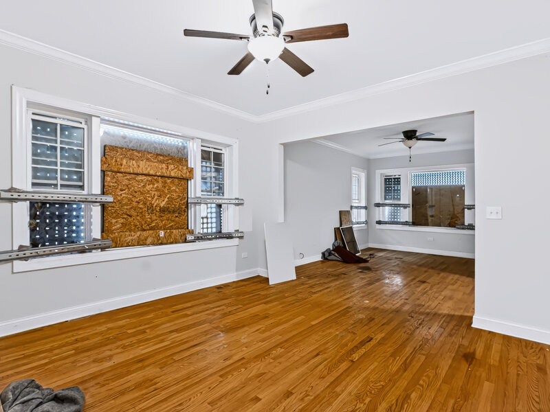 616 W 111th Street Chicago IL 60628