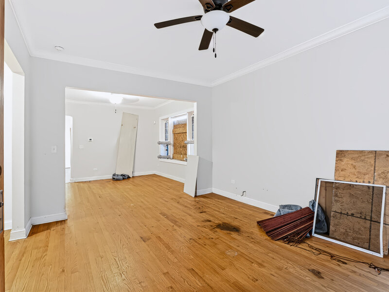 616 W 111th Street Chicago IL 60628