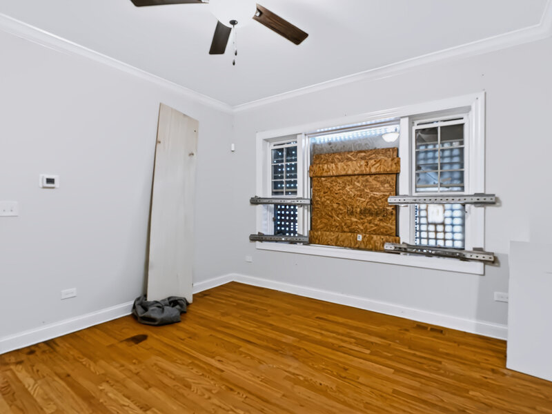 616 W 111th Street Chicago IL 60628