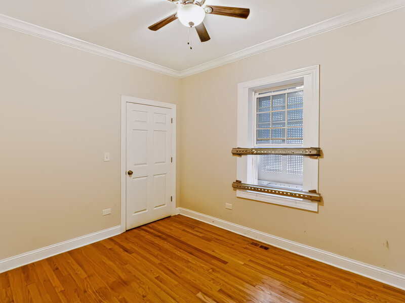 616 W 111th Street Chicago IL 60628