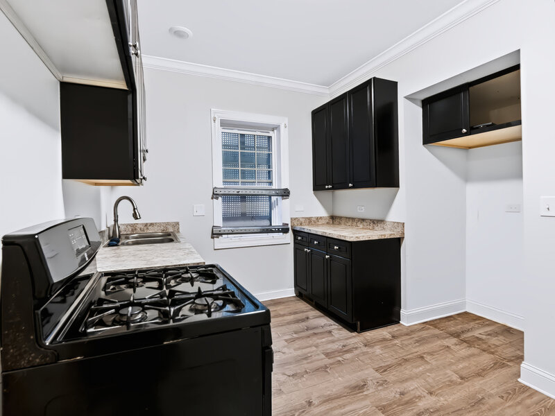 616 W 111th Street Chicago IL 60628