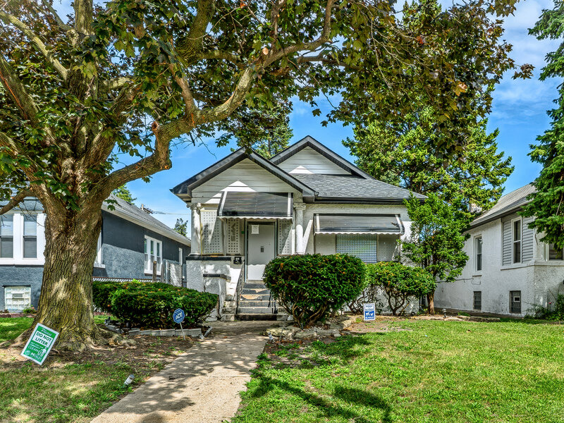 616 W 111th Street Chicago IL 60628