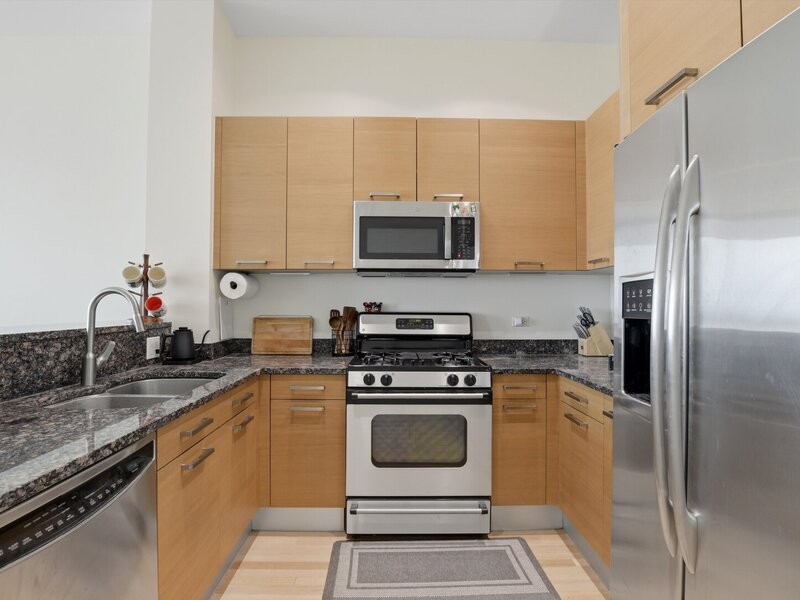 500 W Superior Street Chicago IL 60654