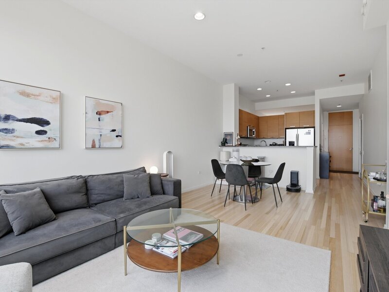 500 W Superior Street Chicago IL 60654