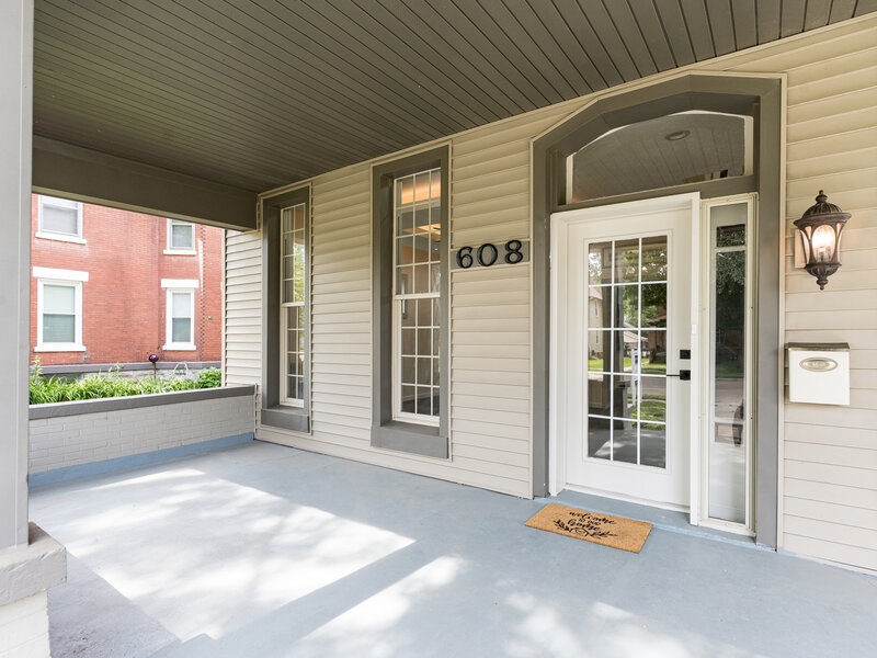 608 2nd Avenue Sterling IL 61081