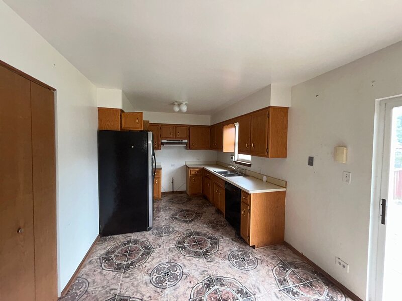715 Wright Road University Park IL 60484