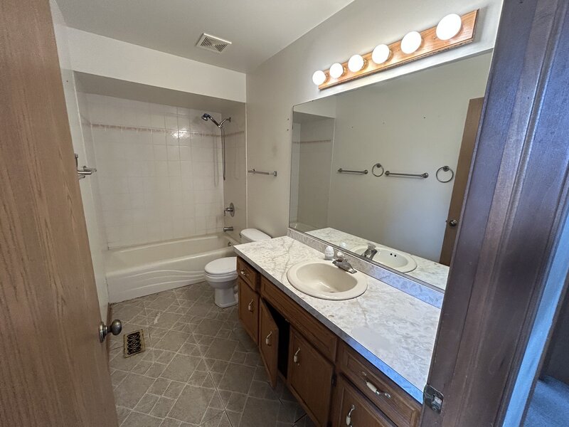715 Wright Road University Park IL 60484