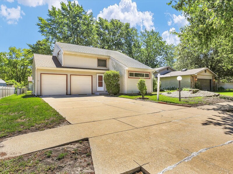 2314 Mulberry Court Champaign IL 61821