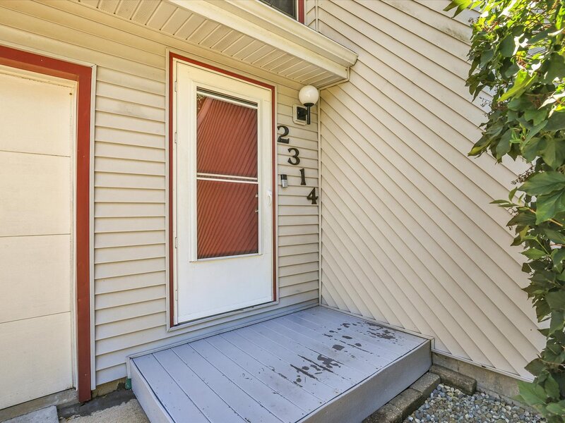 2314 Mulberry Court Champaign IL 61821