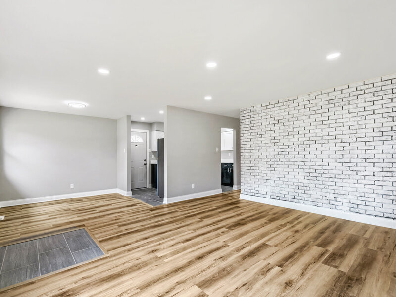 615 W 16th Place Chicago Heights IL 60411