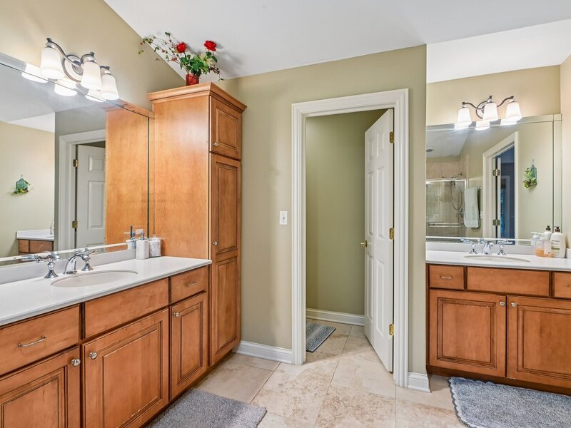 343 Arbor Glen Boulevard Schaumburg IL 60195