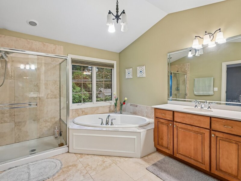 343 Arbor Glen Boulevard Schaumburg IL 60195