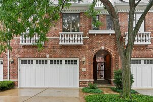 Photo of 343 Arbor Glen Boulevard Schaumburg IL 60195